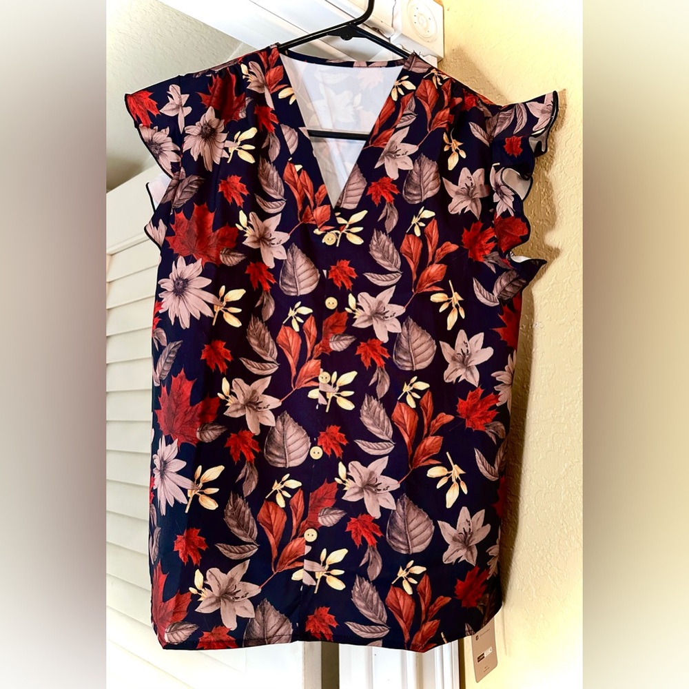 Elegant Fall Floral V-Neck Sleeveless Blouse - NWT